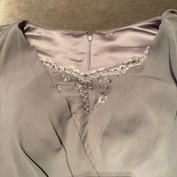 Women’s Gray Chiffon Bat Wing Sleeve Formal Party orBridesmaid Dress NWOT Medium - Picture 8 of 8